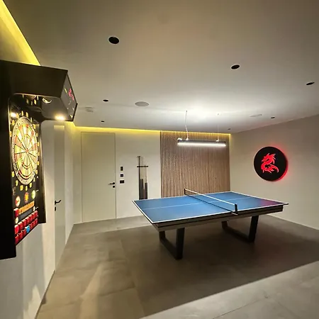 Z1 - Luxury Retreat With Heated Pool & Imotski